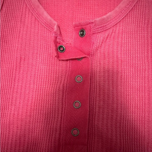 Pink Ribbed Snap Button Top - Picture 5 of 5
